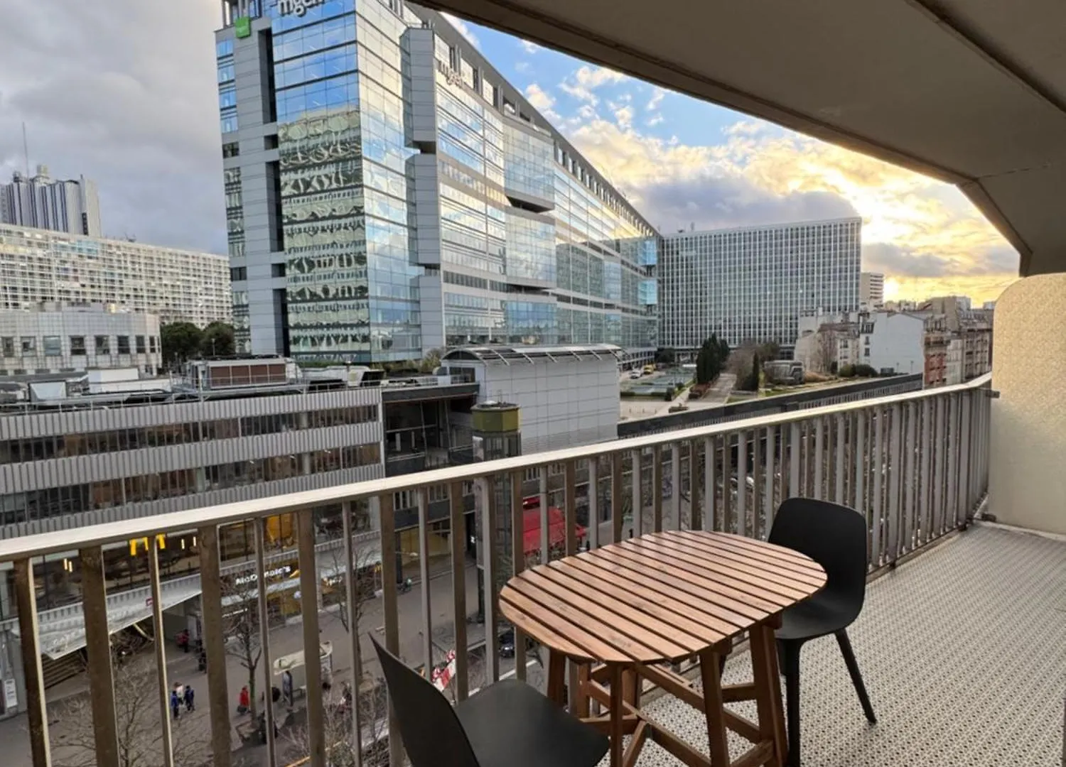 2 Bedroom Apartment Renovated In The Heart Of Paříž
